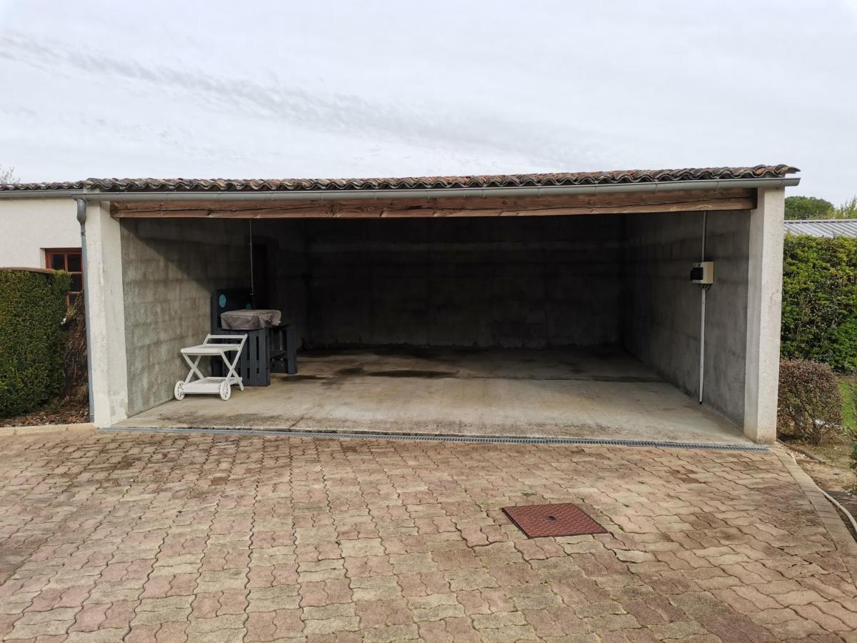 Maison De Campagne Proche Des Plages Saint-Romain-de-Benet Exteriér fotografie